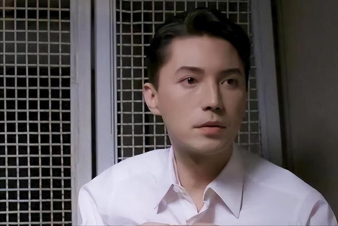 |d88尊龙在线官网被称亚洲第一美男林青霞为看他一夜不睡73岁无妻无子与狗相伴